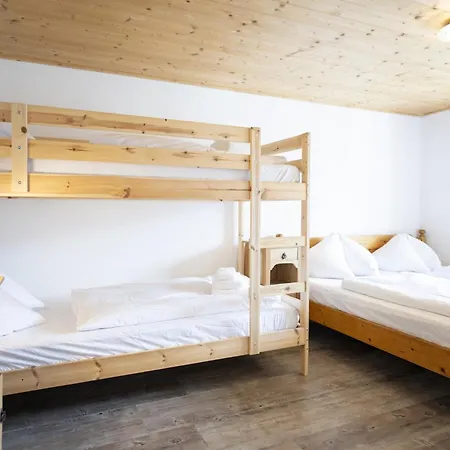 Holiday home Chasa Macun Tschlin